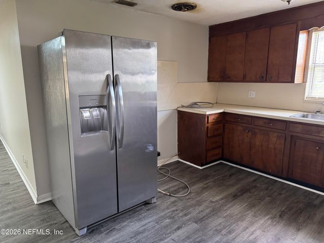 325 CENTURA Drive, Orange Park, FL 32073