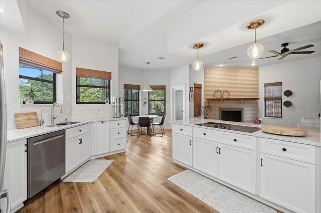 3943 CHEVERLY DRIVE E, Lakeland, FL 33813