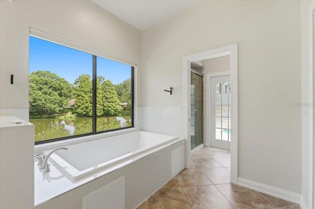 3943 CHEVERLY DRIVE E, Lakeland, FL 33813