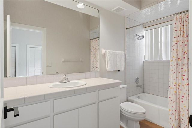 3943 CHEVERLY DRIVE E, Lakeland, FL 33813
