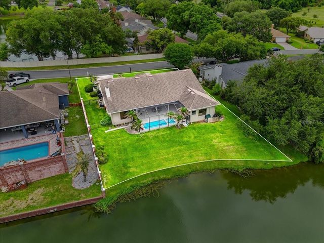 3943 CHEVERLY DRIVE E, Lakeland, FL 33813