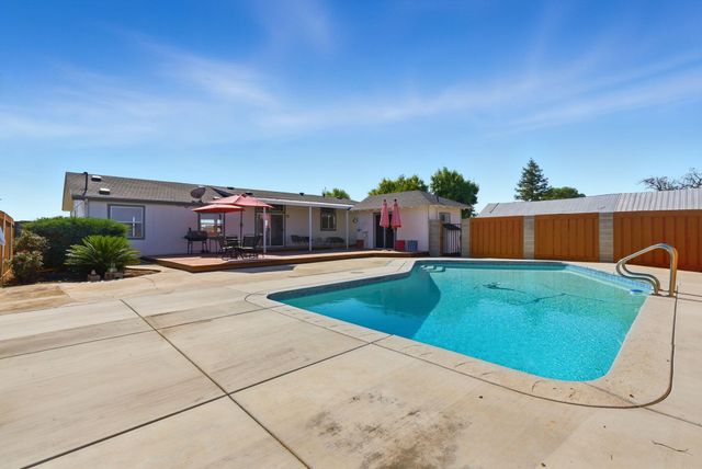 24346 Ave 106, Terra Bella, CA 93270