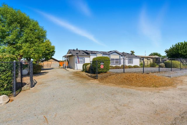 24346 Ave 106, Terra Bella, CA 93270