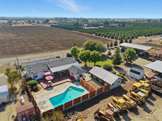 24346 Ave 106, Terra Bella, CA 93270