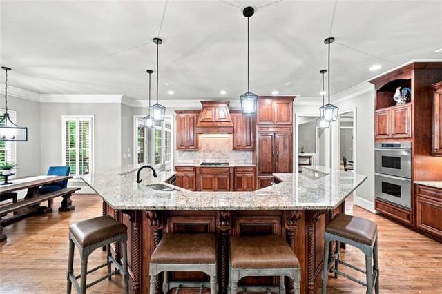 1815 Turnberry Avenue, Suwanee, GA 30024