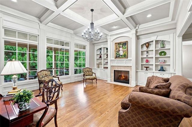 1815 Turnberry Avenue, Suwanee, GA 30024