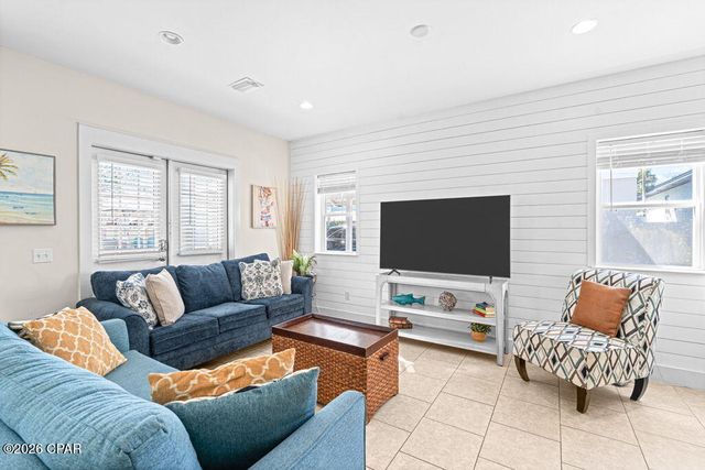 8410 Thomas Drive 6, Panama City, FL 32408