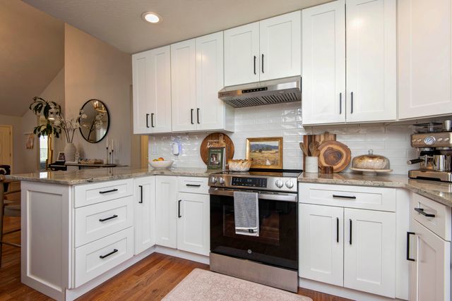 293 Quarry Loop, Sparta, MO 65753
