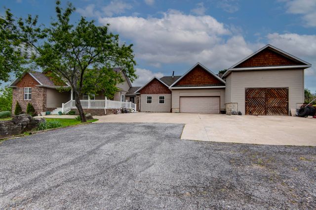 293 Quarry Loop, Sparta, MO 65753