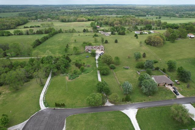 293 Quarry Loop, Sparta, MO 65753