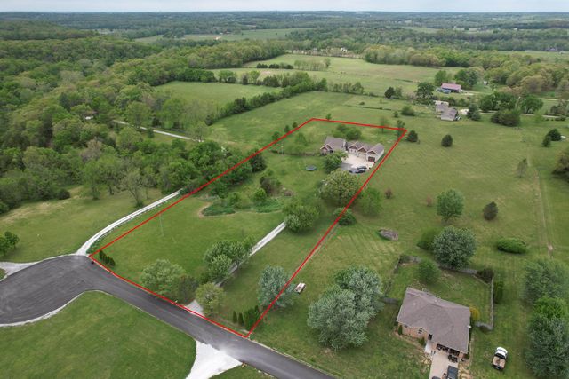 293 Quarry Loop, Sparta, MO 65753