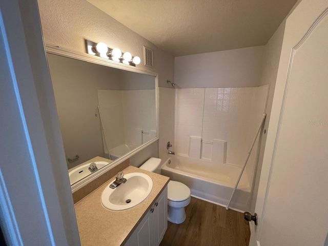 3379 S KIRKMAN ROAD 1032, Orlando, FL 32811