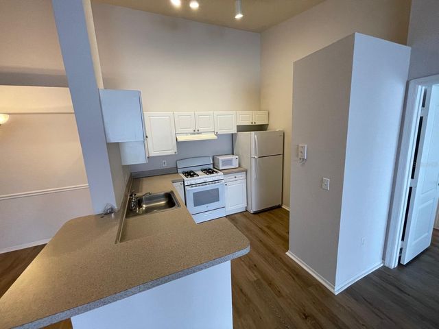 3379 S KIRKMAN ROAD 1032, Orlando, FL 32811