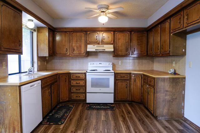 8967 Funston, Wichita, KS 67207