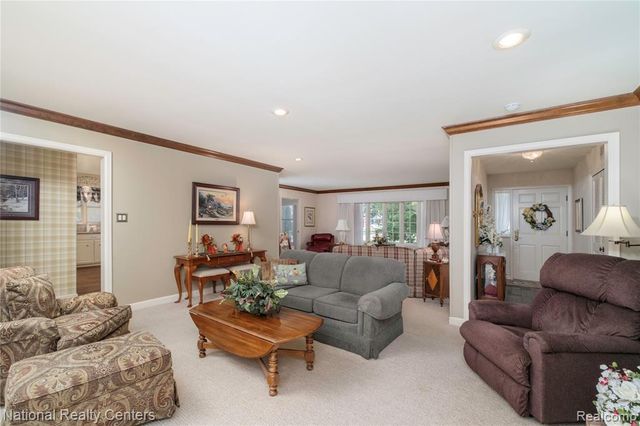 2387 Ashby Street, Trenton, MI 48183