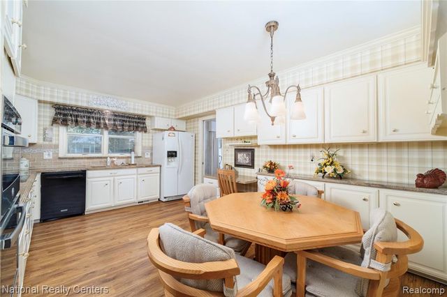 2387 Ashby Street, Trenton, MI 48183