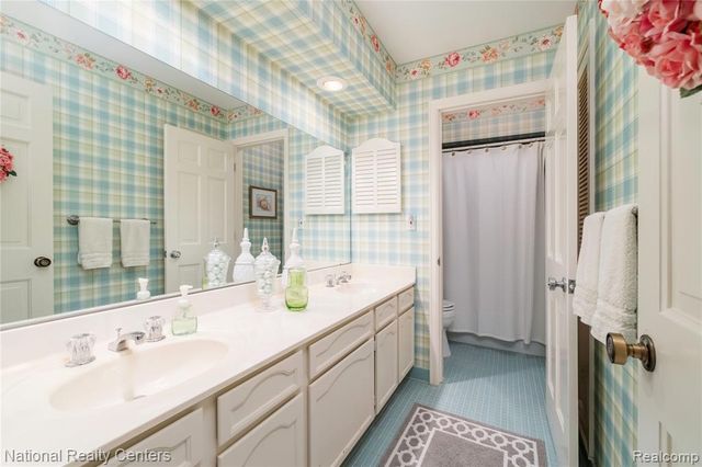 2387 Ashby Street, Trenton, MI 48183