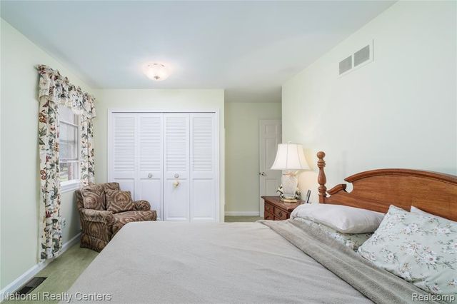 2387 Ashby Street, Trenton, MI 48183