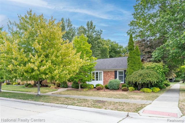 2387 Ashby Street, Trenton, MI 48183