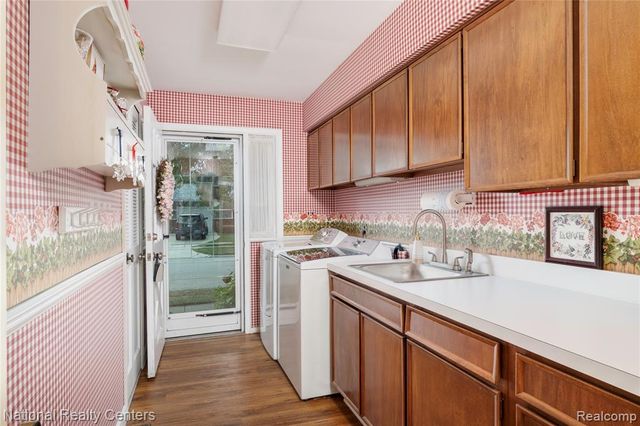 2387 Ashby Street, Trenton, MI 48183