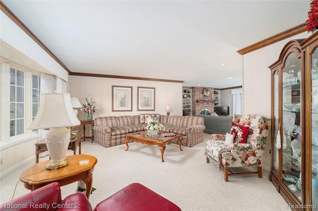 2387 Ashby Street, Trenton, MI 48183