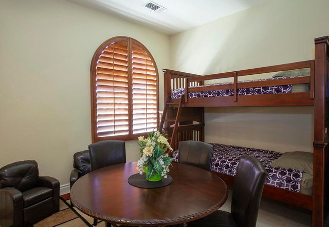 79702 Mission Drive E, La Quinta, CA 92253