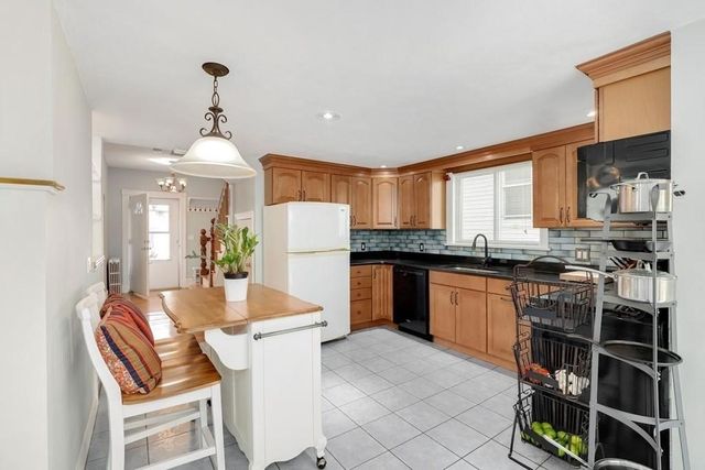 109 Walnut St 109, Malden, MA 02148
