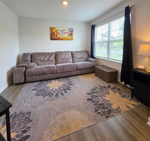428 Saint James Gate, Newark, OH 43055