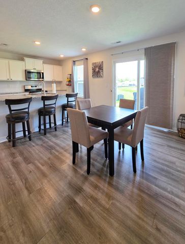 428 Saint James Gate, Newark, OH 43055