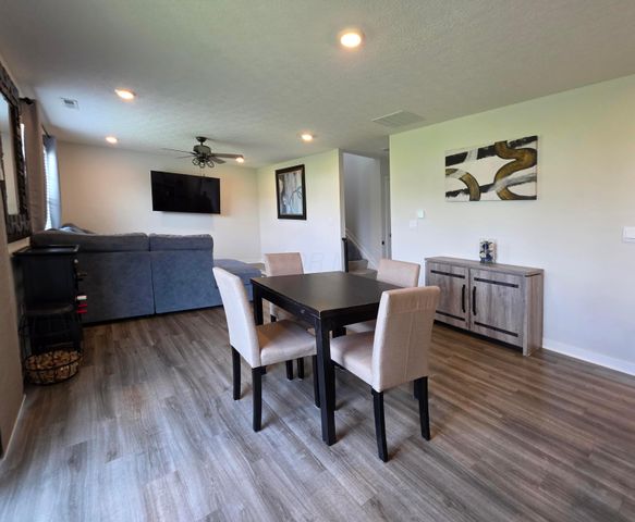 428 Saint James Gate, Newark, OH 43055