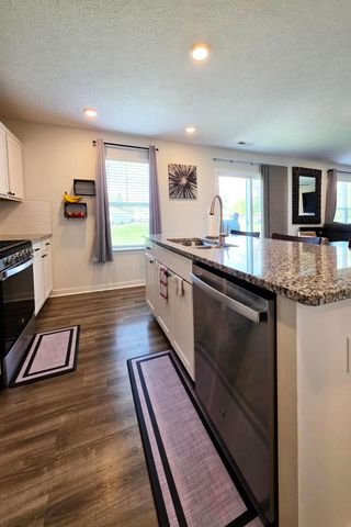 428 Saint James Gate, Newark, OH 43055