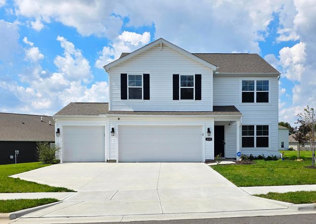 428 Saint James Gate, Newark, OH 43055
