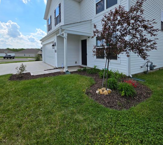 428 Saint James Gate, Newark, OH 43055