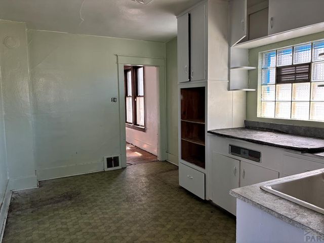 1213 Eilers Ave, Pueblo, CO 81006