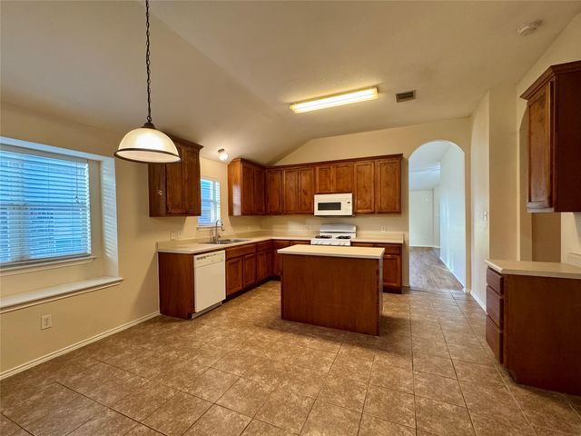 227 Ashwood N, Kyle, TX 78640