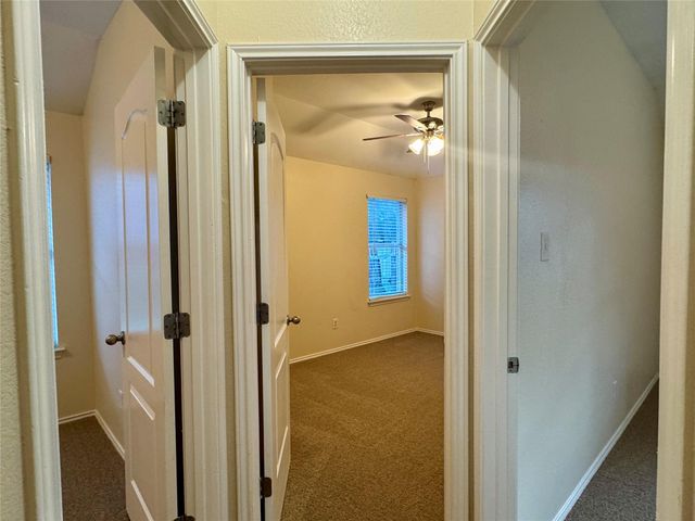 227 Ashwood N, Kyle, TX 78640