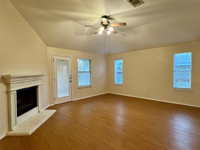 227 Ashwood N, Kyle, TX 78640