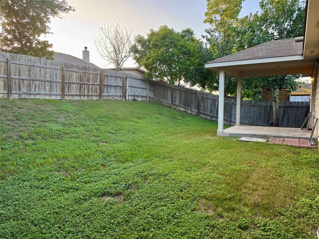 227 Ashwood N, Kyle, TX 78640