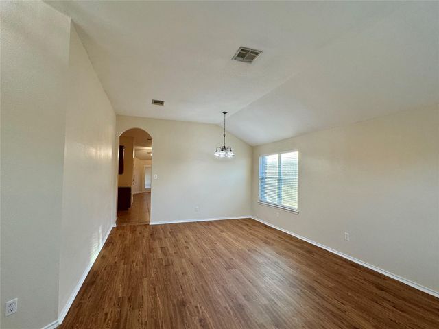 227 Ashwood N, Kyle, TX 78640