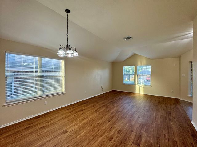 227 Ashwood N, Kyle, TX 78640