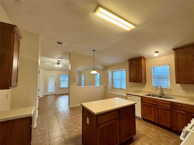 227 Ashwood N, Kyle, TX 78640