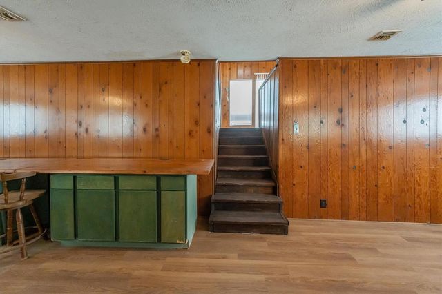 7 Lake Drive, Huntsville, TX 77320