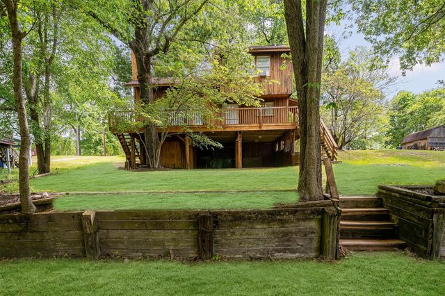 7 Lake Drive, Huntsville, TX 77320