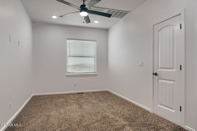 13885 Carolina Ponce Avenue, El Paso, TX 79928