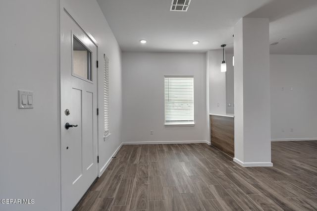 13885 Carolina Ponce Avenue, El Paso, TX 79928