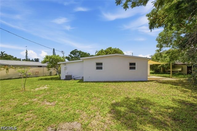 4213 Ellen AVE, Fort Myers, FL 33901