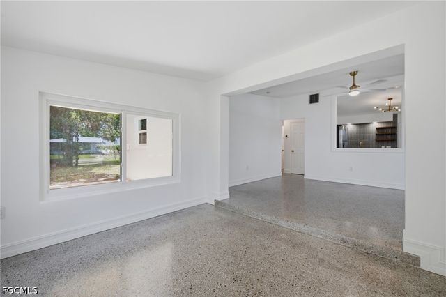 4213 Ellen AVE, Fort Myers, FL 33901