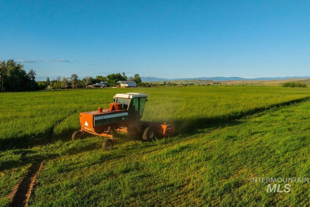 2143 Bonner Rd, Midvale, ID 83645 photo 10