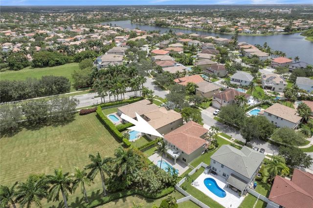 2128 SW 176th Ter, Miramar, FL 33029