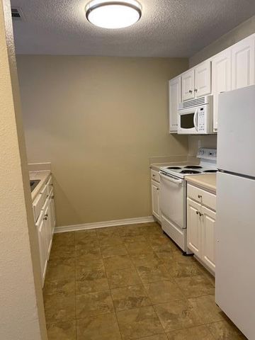 495 Keystone Road, Mary Esther, FL 32569